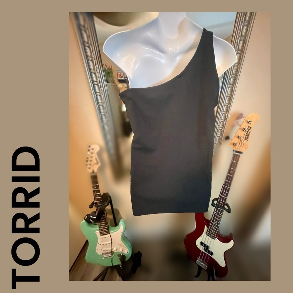 Torrid Sculpting Knit One Shoulder Tank in 3X 22/24 NWT - Picture 8 of 17